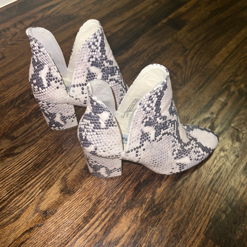 Steve Madden Booties - Picture 5 of 5